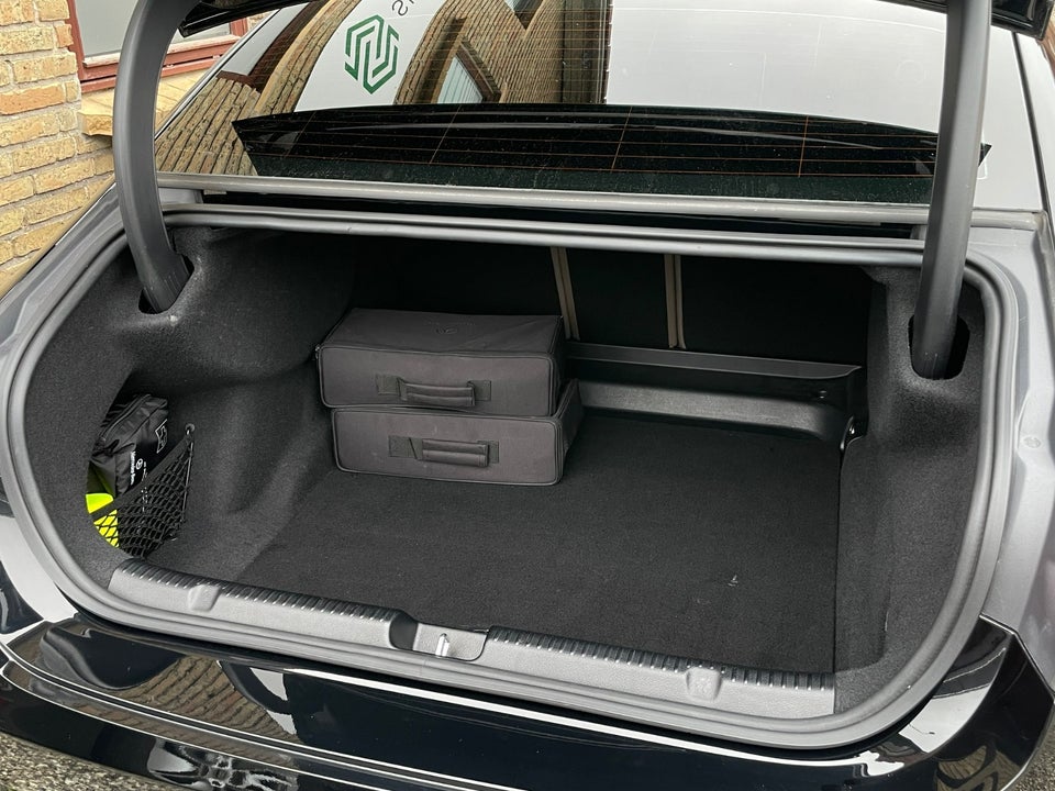 Mercedes EQE350 Electric Art 4d