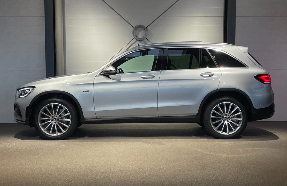 Mercedes GLC300 e 2,0 AMG Line aut. 4Matic 5d