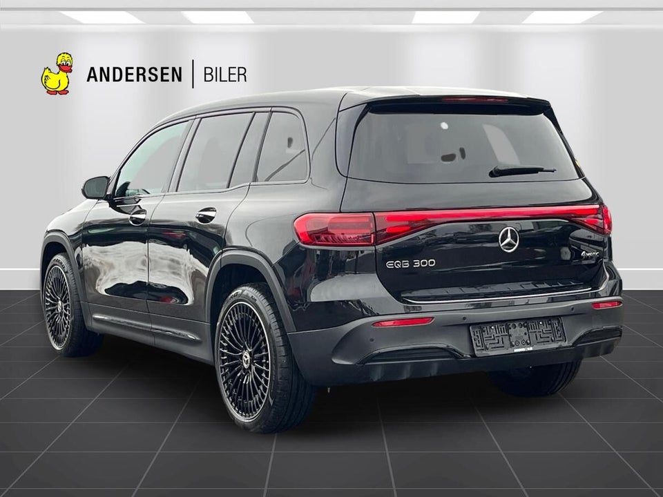 Mercedes EQB300 AMG Line 4Matic 5d