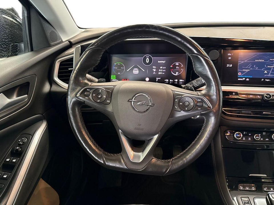 Opel Grandland 1,6 Hybrid Ultimate aut. 5d