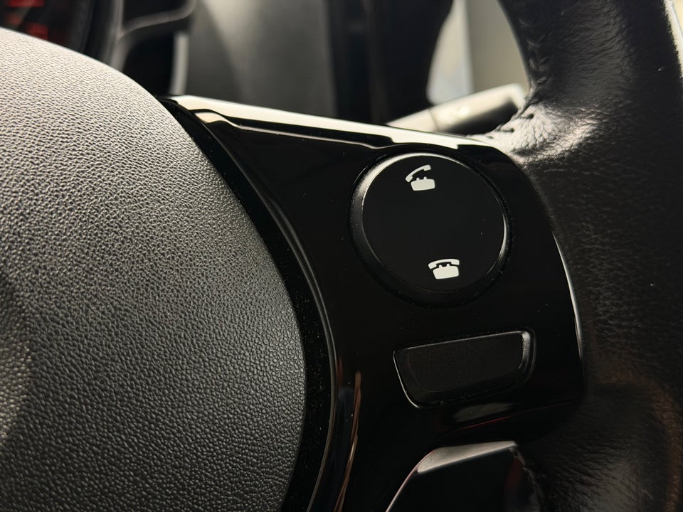 Toyota Aygo 1,0 VVT-i x-play 5d