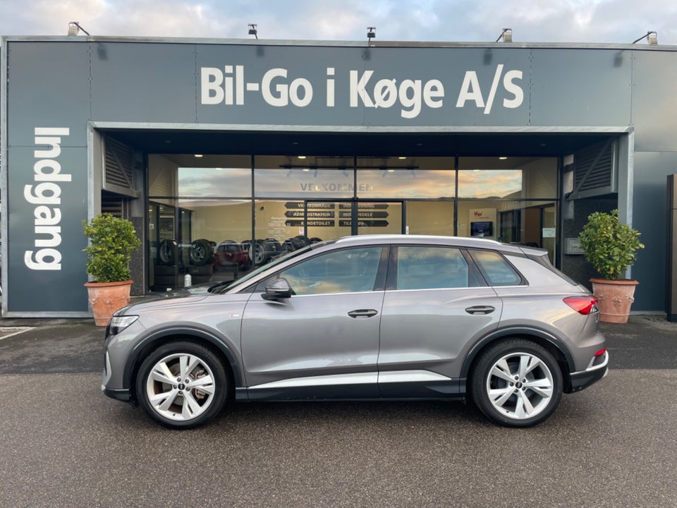 Audi Q4 e-tron 40 S-line 5d