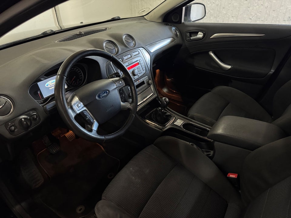 Ford Mondeo 2,0 TDCi 115 Titanium 5d