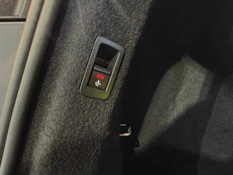 Audi Q4 e-tron 40 Advanced 5d