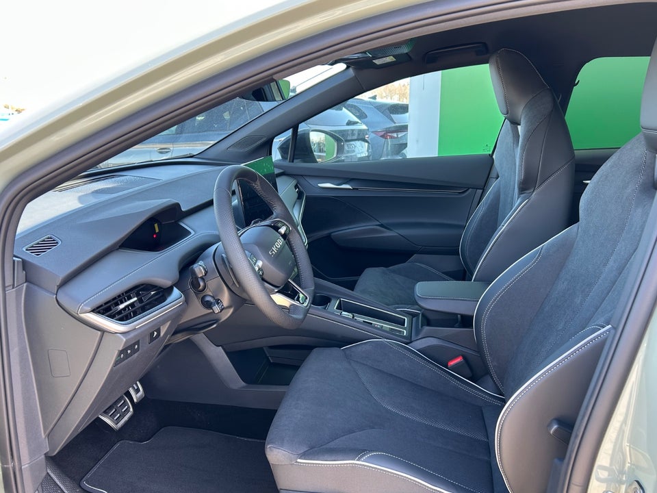 Skoda Elroq 60 iV Sportline 5d