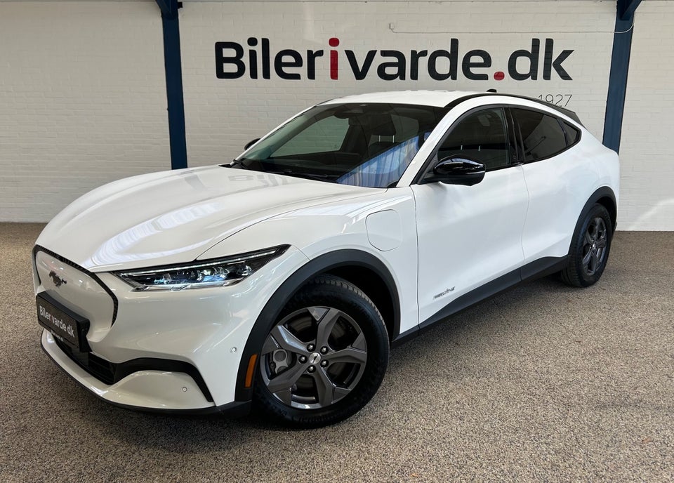 Ford Mustang Mach-E 70 Standard Range 5d