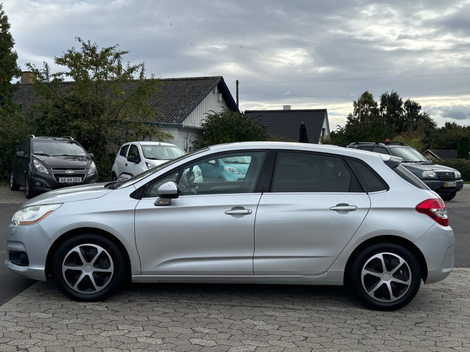 Citroën C4 1,6 e-HDi 112 Seduction 5d