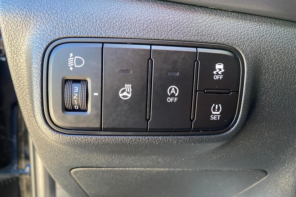 Hyundai i20 1,0 T-GDi Essential DCT 5d