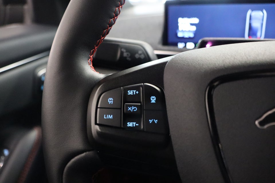 Ford Mustang Mach-E 75 Standard Range AWD 5d