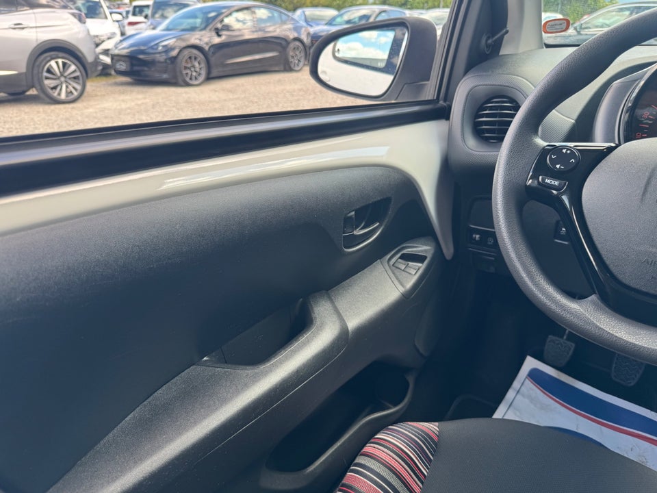 Citroën C1 1,0 VTi Street 5d