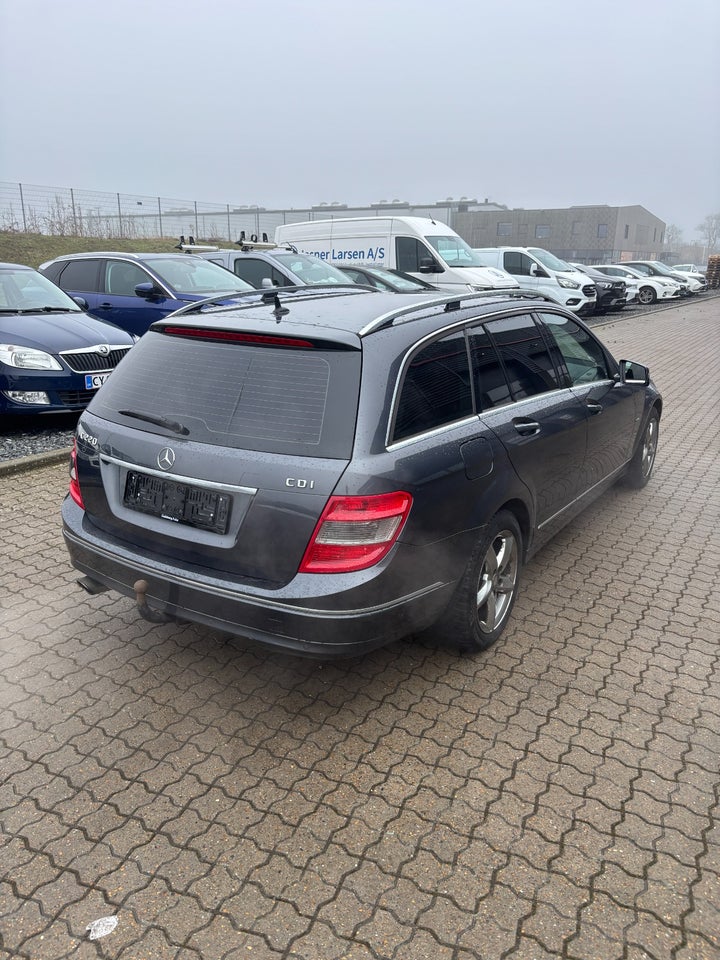 Mercedes C220 2,2 CDi stc. aut. BE Van 5d