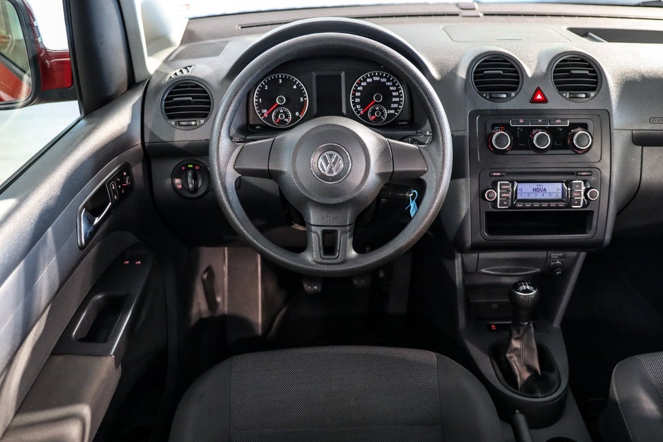 VW Caddy 1,6 TDi 75 Trendline BMT 5d