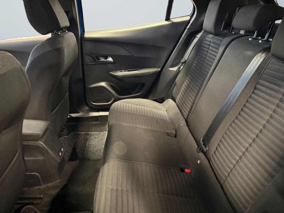 Peugeot e-2008 50 Active Pack 5d