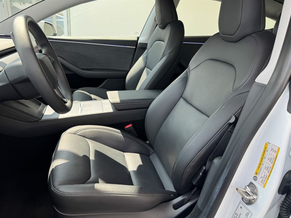 Tesla Model 3 Long Range AWD 4d