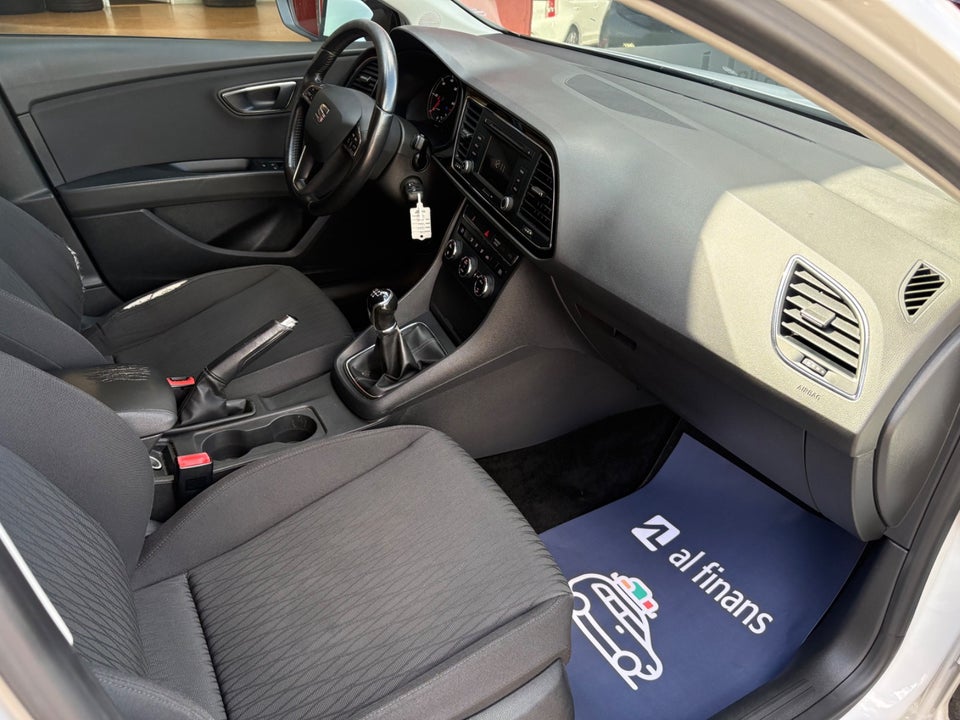 Seat Leon 1,6 TDi 105 Style 5d
