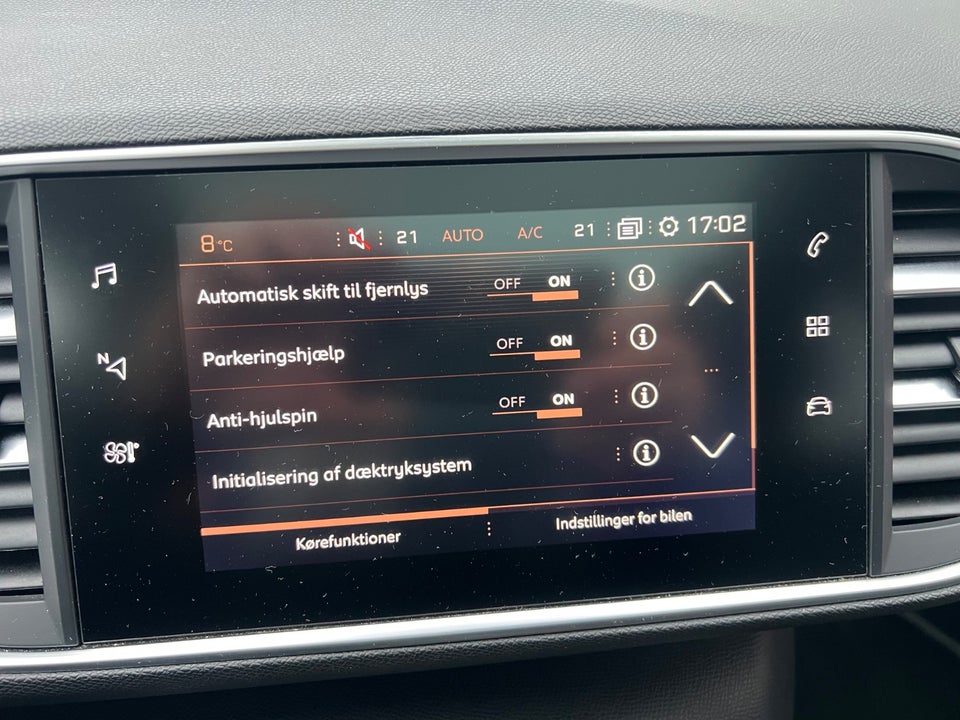 Peugeot 308 1,5 BlueHDi 130 Allure Sky SW 5d