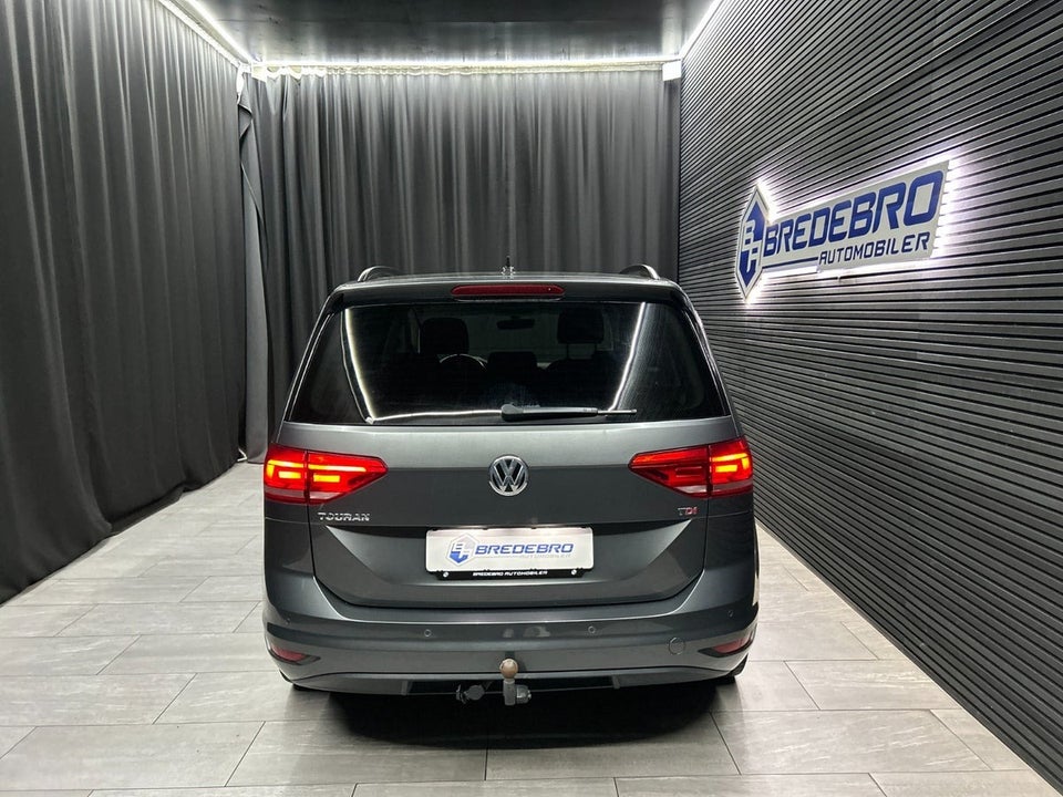 VW Touran 1,6 TDi 115 Comfortline DSG 7prs 5d