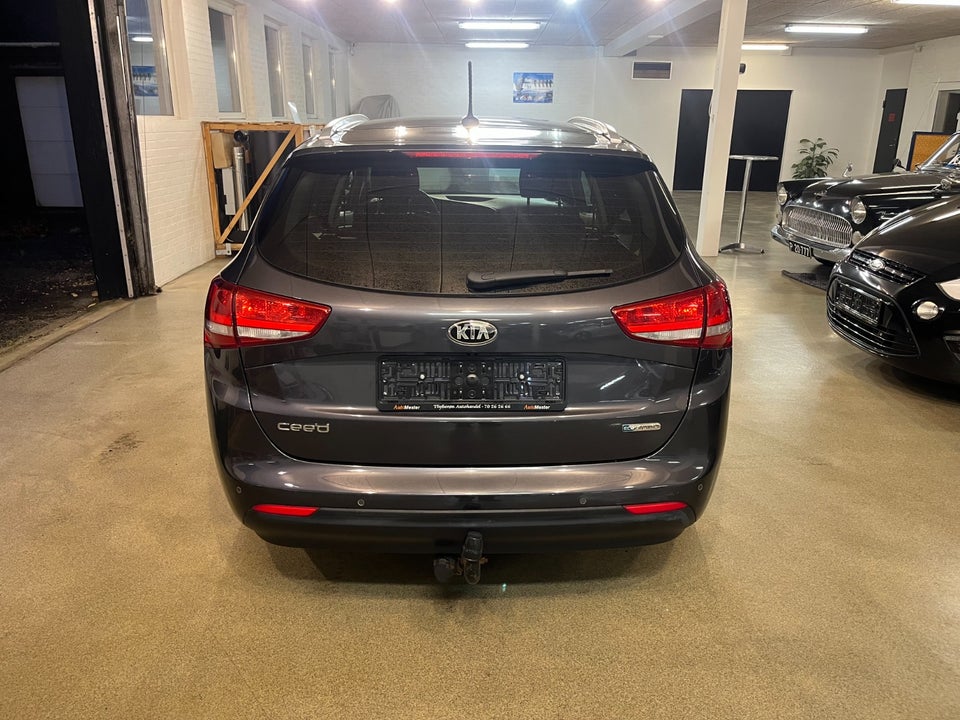 Kia Ceed 1,4 CVVT Attraction SW 5d