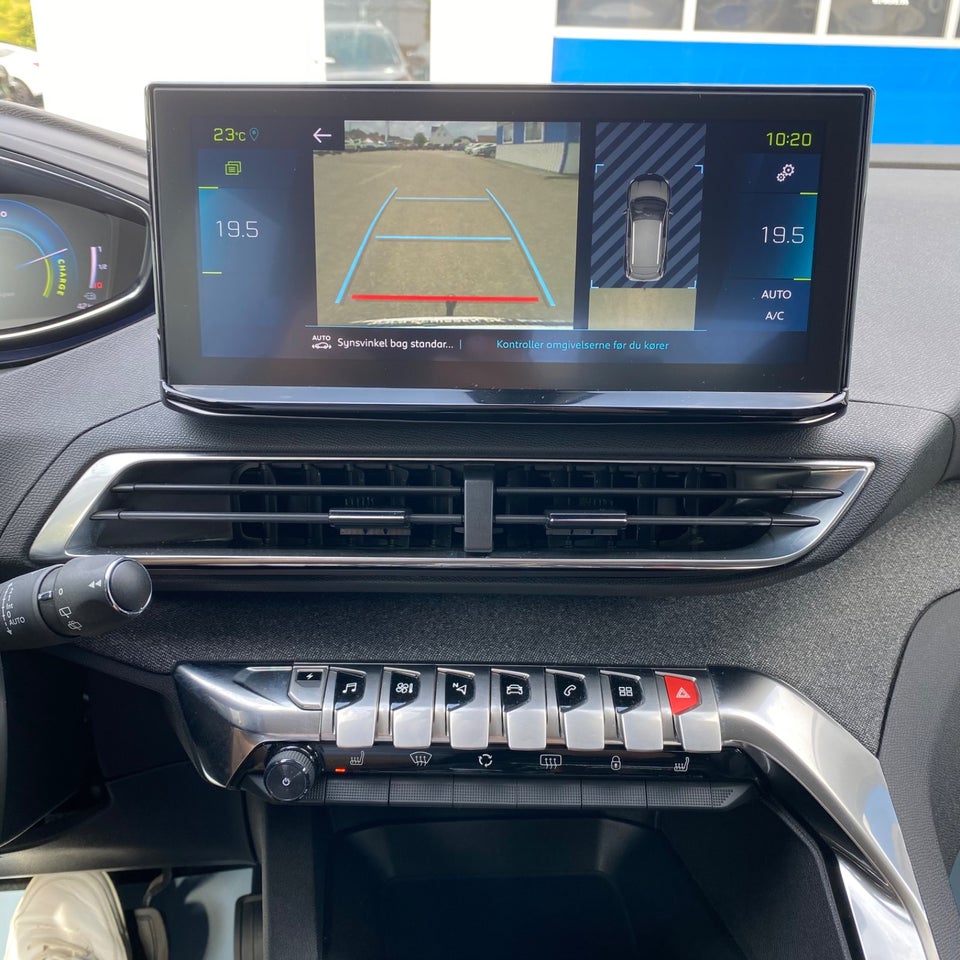 Peugeot 3008 1,6 Hybrid Allure EAT8 5d