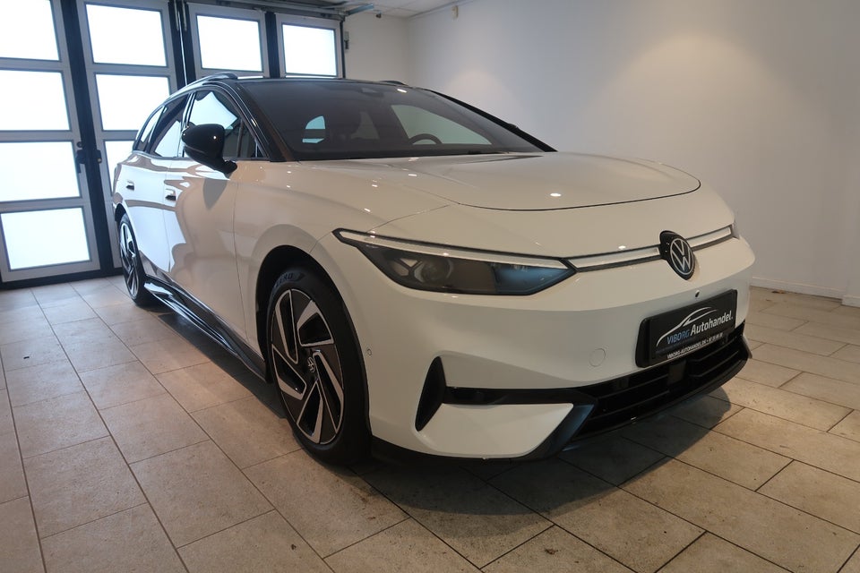 VW ID.7 86 Pro S Tourer 5d
