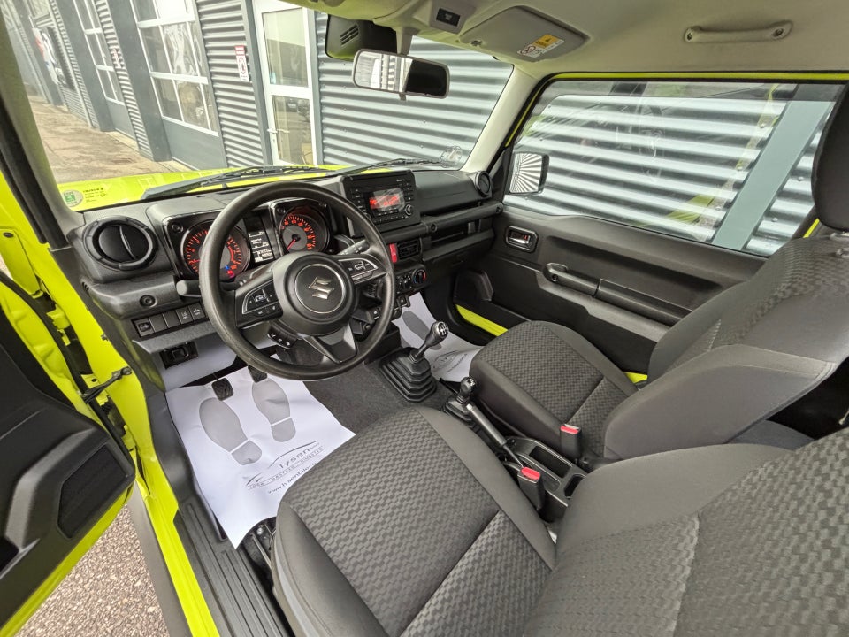 Suzuki Jimny 1,5 Active AllGrip Van 3d