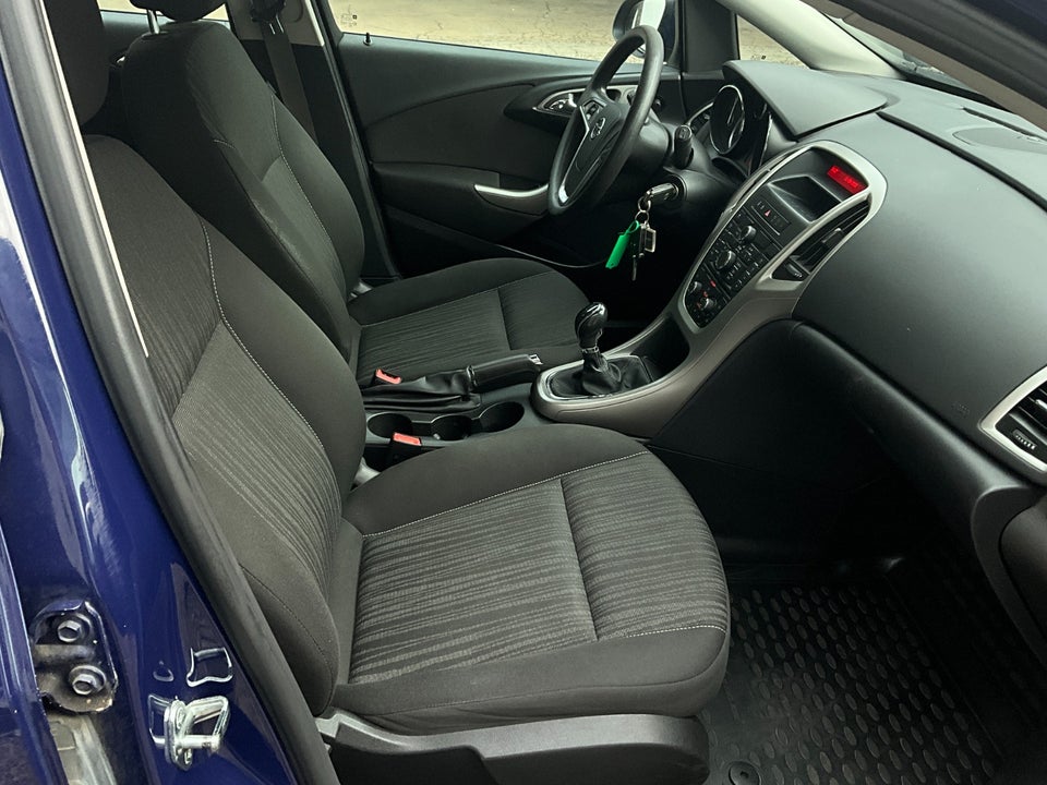 Opel Astra 1,4 100 Essentia Sports Tourer 5d