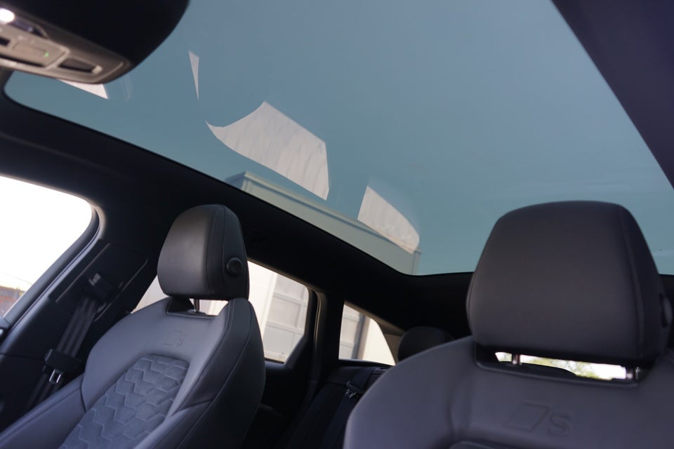 Audi A6 e-tron S-line plus performance Avant 5d