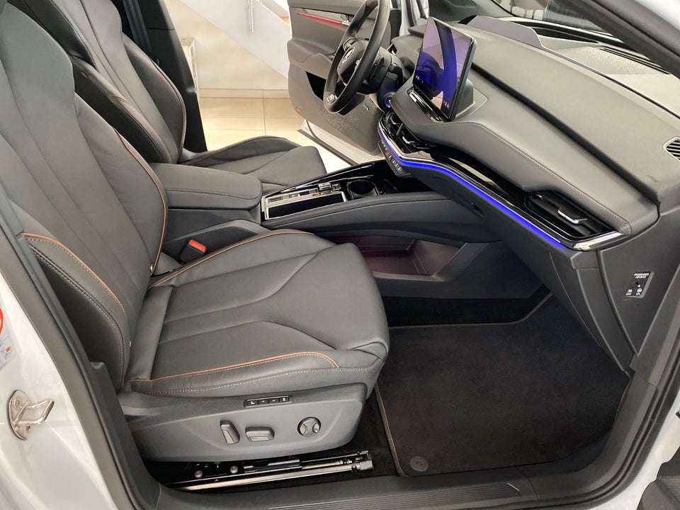 Skoda Enyaq 85 iV Laurin & Klement Coupé 5d