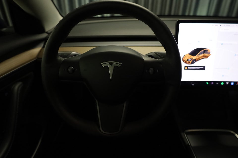 Tesla Model 3 Long Range AWD 4d