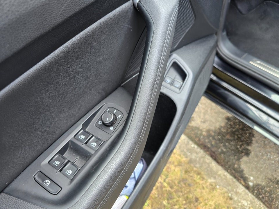 VW Passat 1,4 GTE Highline Variant DSG 5d