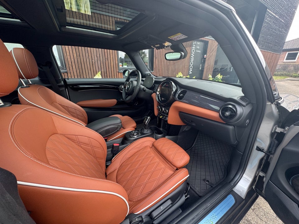 MINI Cooper SE Yours Trim 3d
