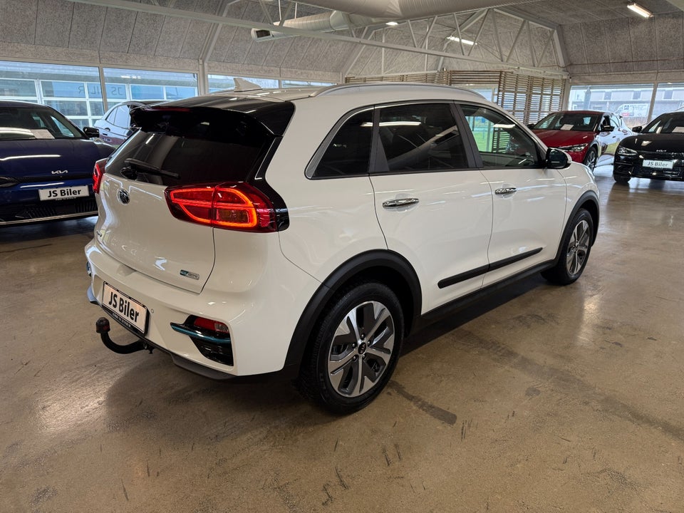 Kia e-Niro 64 Advance 5d