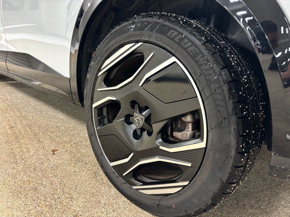 Peugeot e-5008 77 GT Pack 7prs 5d