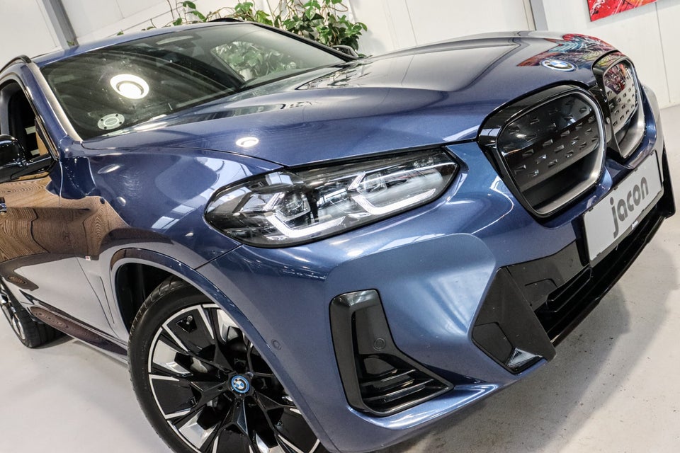 BMW iX3 Charged Plus M-Sport 5d