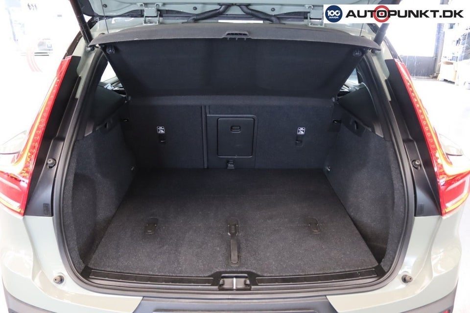 Volvo XC40 P8 ReCharge Twin Pro 5d