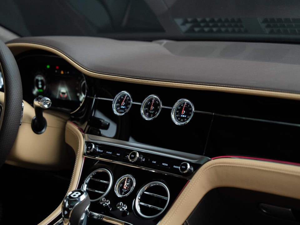 Bentley Continental GT 4,0 V8 Hybrid Azure aut. 2d