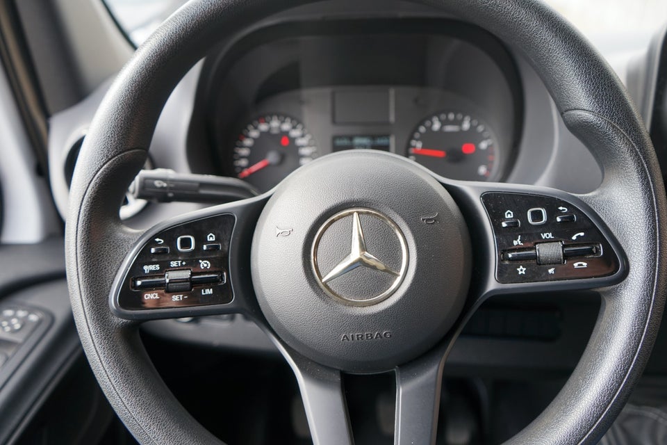 Mercedes Sprinter 316 2,2 CDi A2 Kassevogn RWD