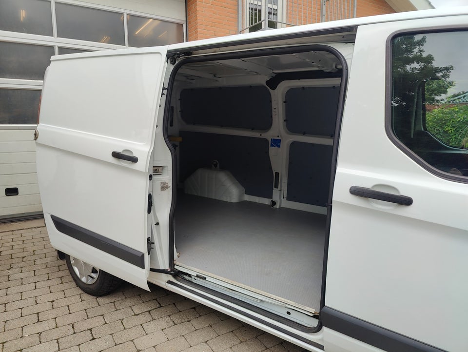 Ford Transit Custom 310L 2,2 TDCi 125 Trend Van 5d