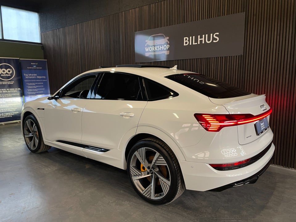 Audi e-tron 55 S-line Sportback quattro 5d