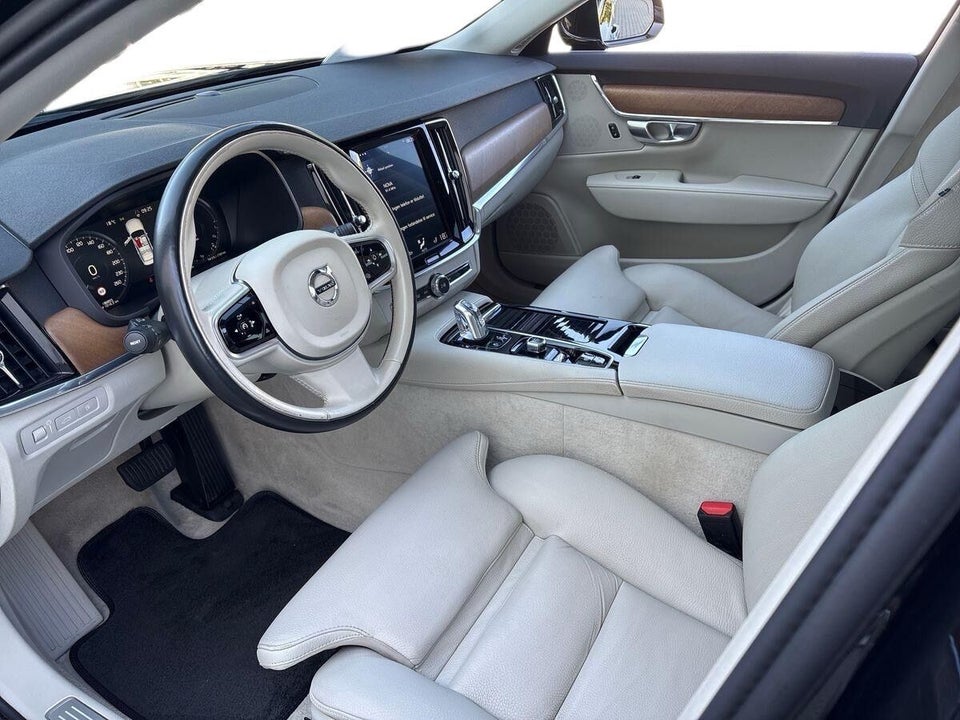 Volvo S90 2,0 T8 407 Inscription aut. AWD 4d