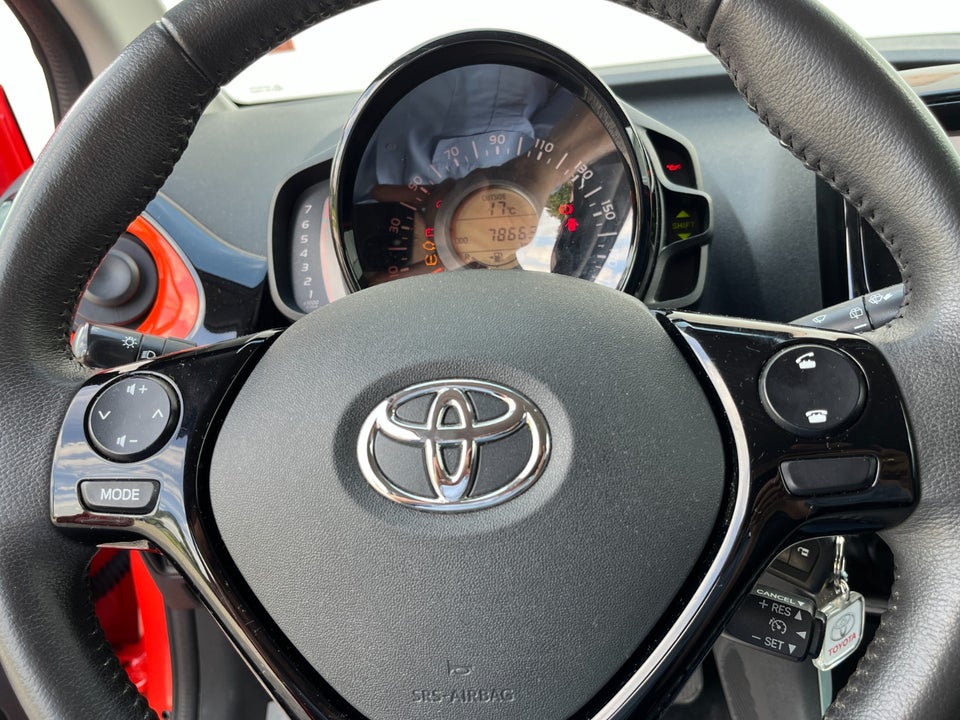 Toyota Aygo 1,0 VVT-i x-cite 5d