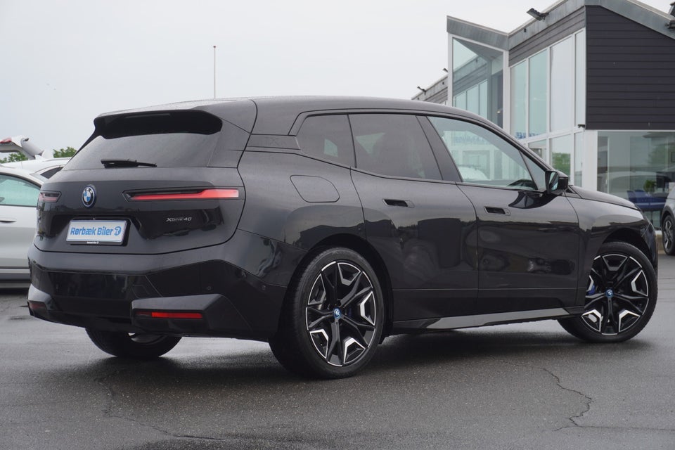 BMW iX xDrive40 M-Sport 5d