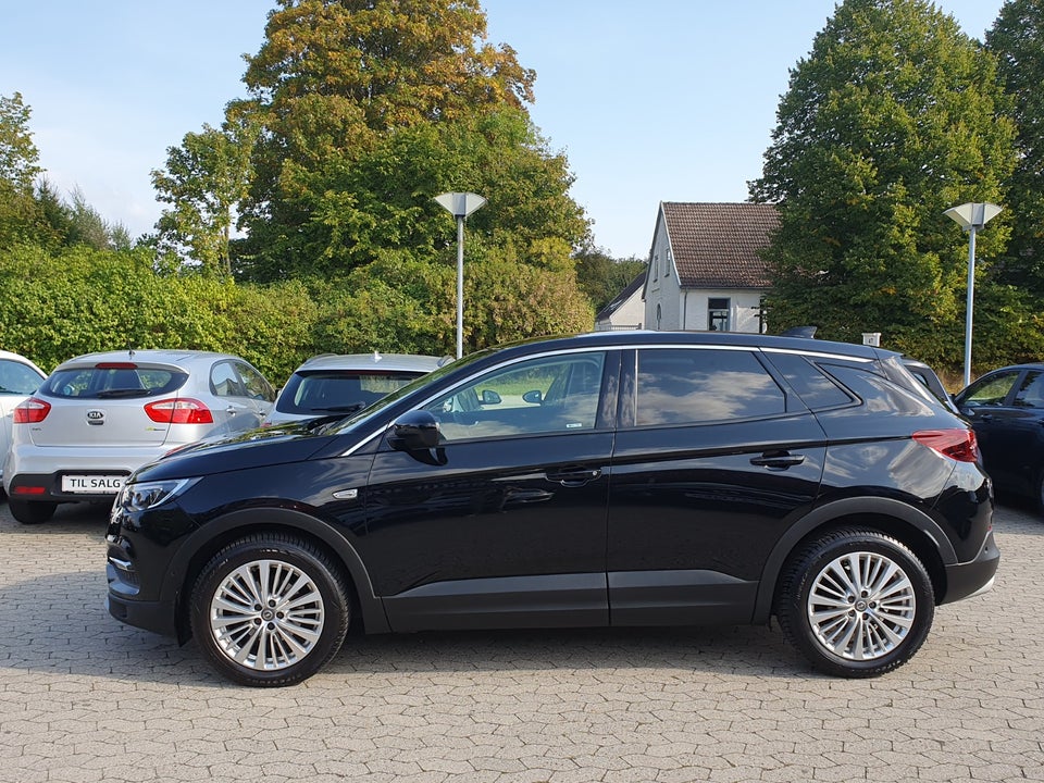 Opel Grandland X 1,2 T 130 Innovation aut. 5d