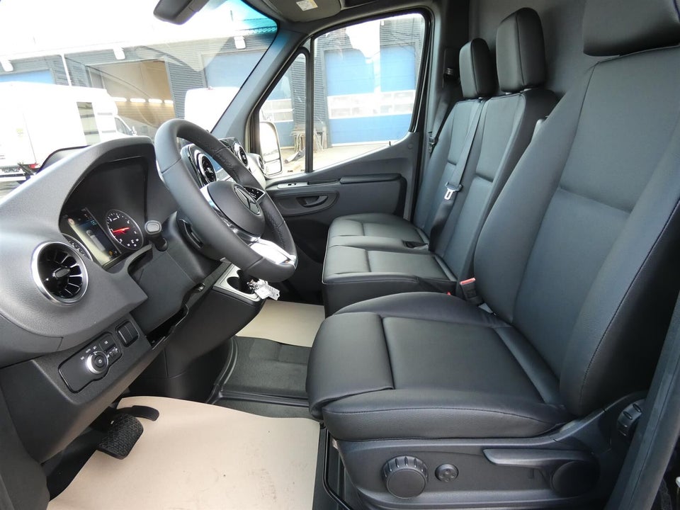 Mercedes Sprinter 317 2,0 CDi A2 Kassevogn PRO aut. RWD