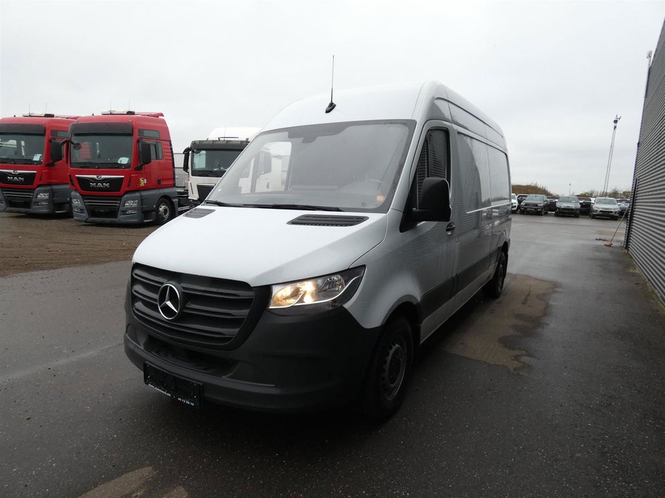 Mercedes Sprinter 214 2,2 CDi A2 Kassevogn FWD