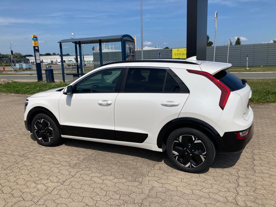 Kia Niro 64 EV Upgrade 5d