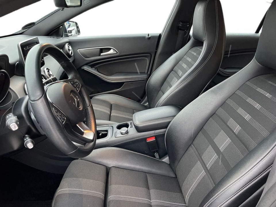 Mercedes CLA200 1,6 Shooting Brake aut. 5d