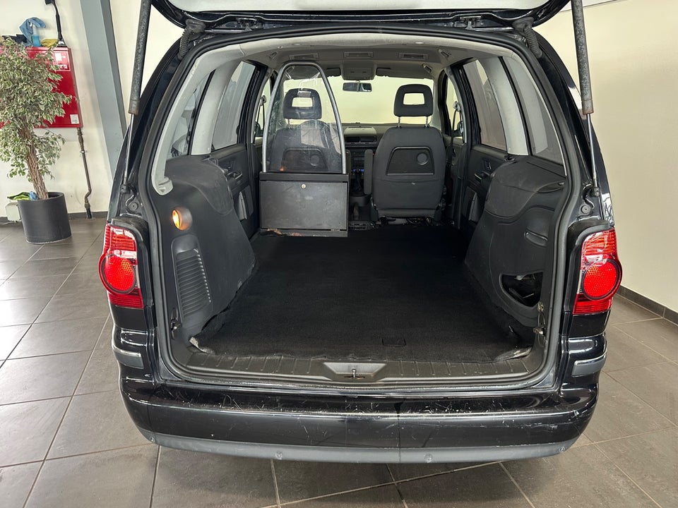 VW Sharan 2,0 Comfortline Van 5d