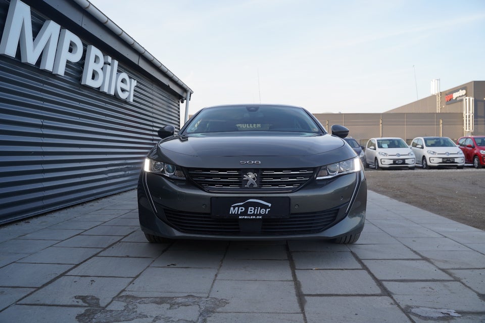 Peugeot 508 1,5 BlueHDi 130 Allure 5d