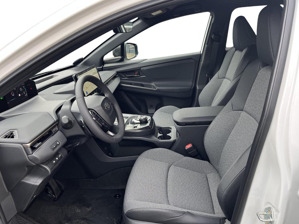 Toyota bZ4X 73 Active AWD 5d